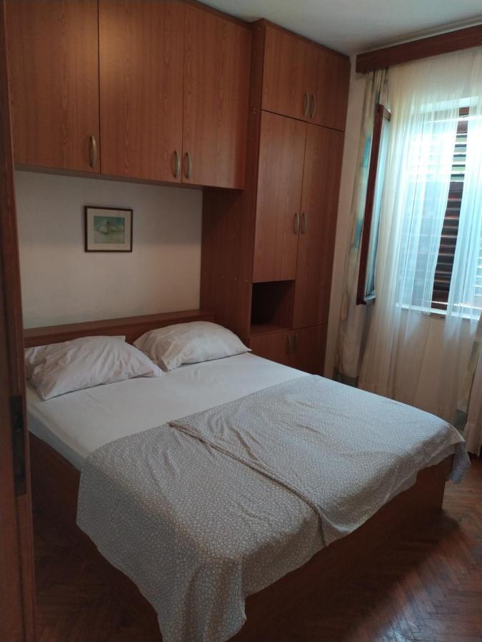 Honey Bee Cavtat Apartment Bagian luar foto