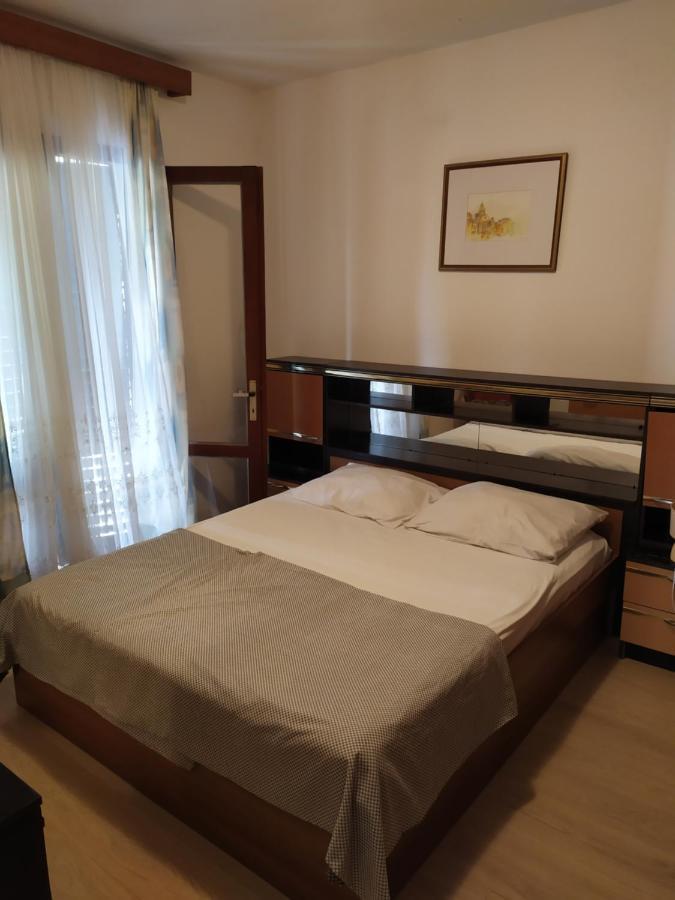 Honey Bee Cavtat Apartment Bagian luar foto