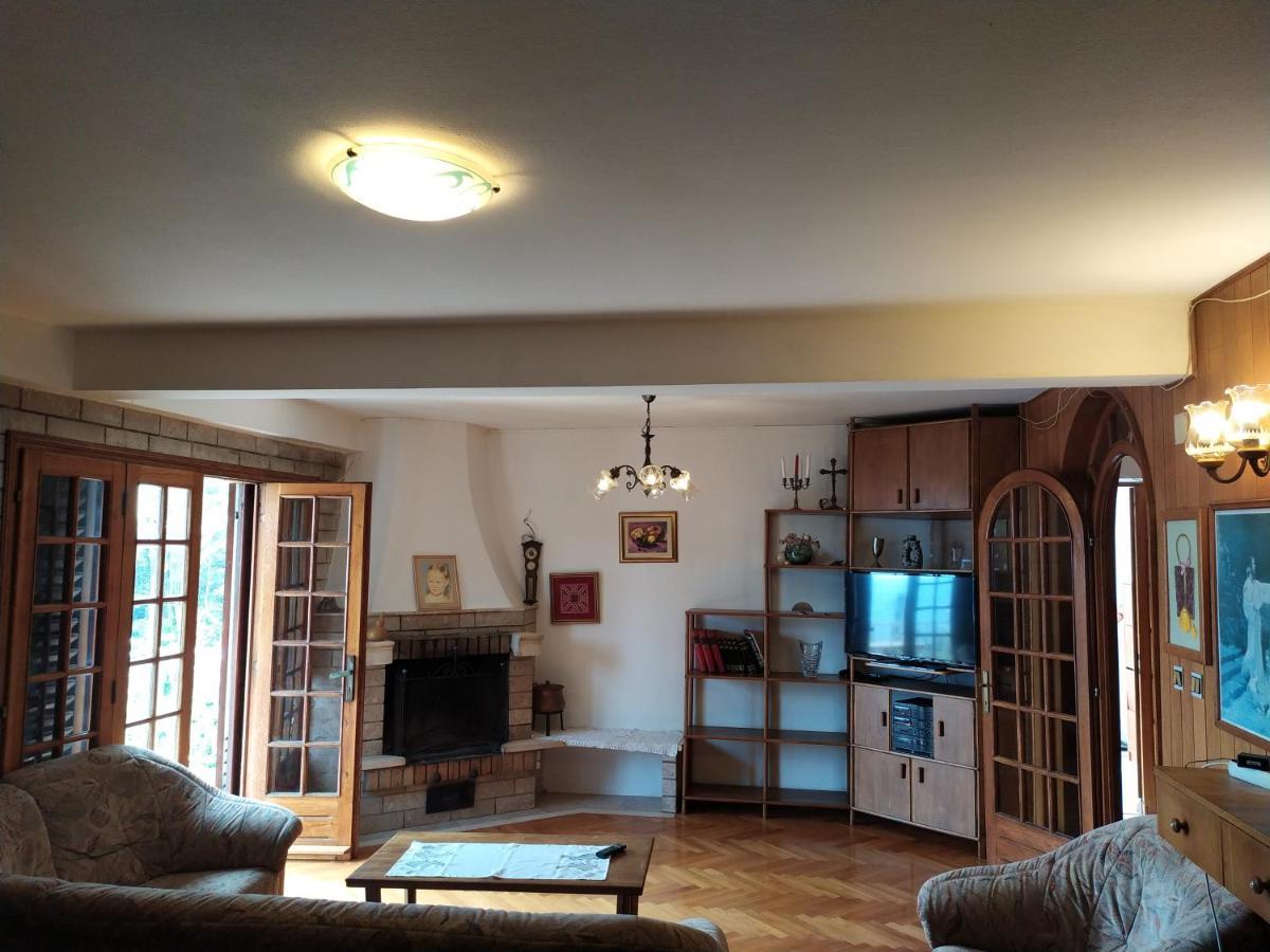 Honey Bee Cavtat Apartment Bagian luar foto