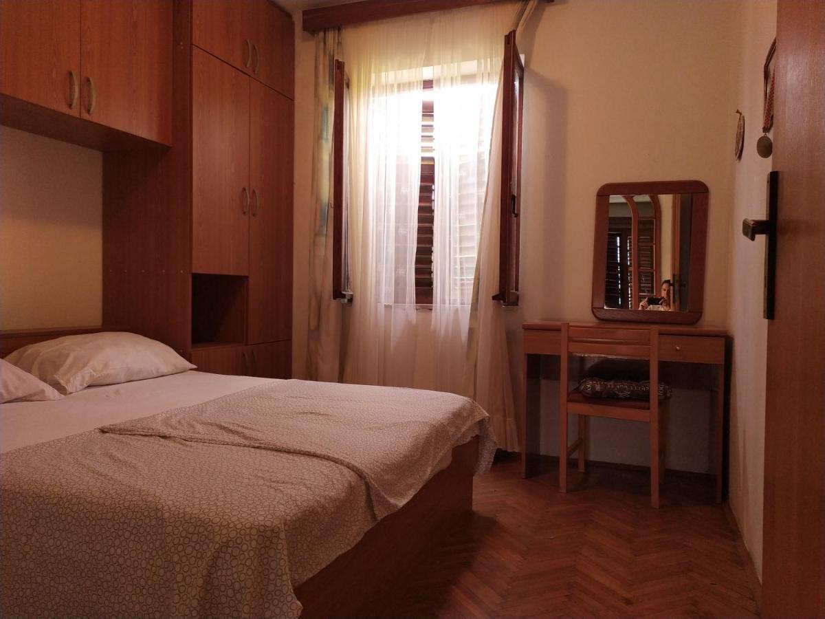 Honey Bee Cavtat Apartment Bagian luar foto