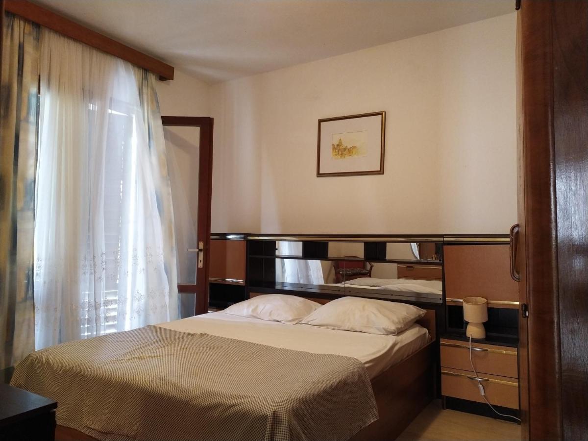 Honey Bee Cavtat Apartment Bagian luar foto