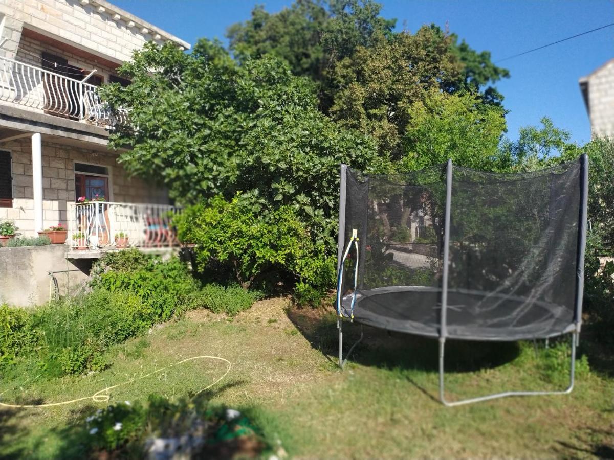 Honey Bee Cavtat Apartment Bagian luar foto
